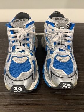 Balenciaga Runner